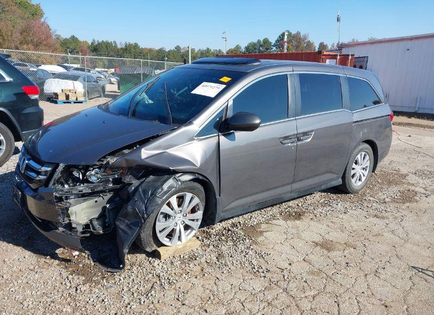 Photo 2 of 2015 Honda Odyssey EX-L (VIN 5FNRL5H66FB118309)