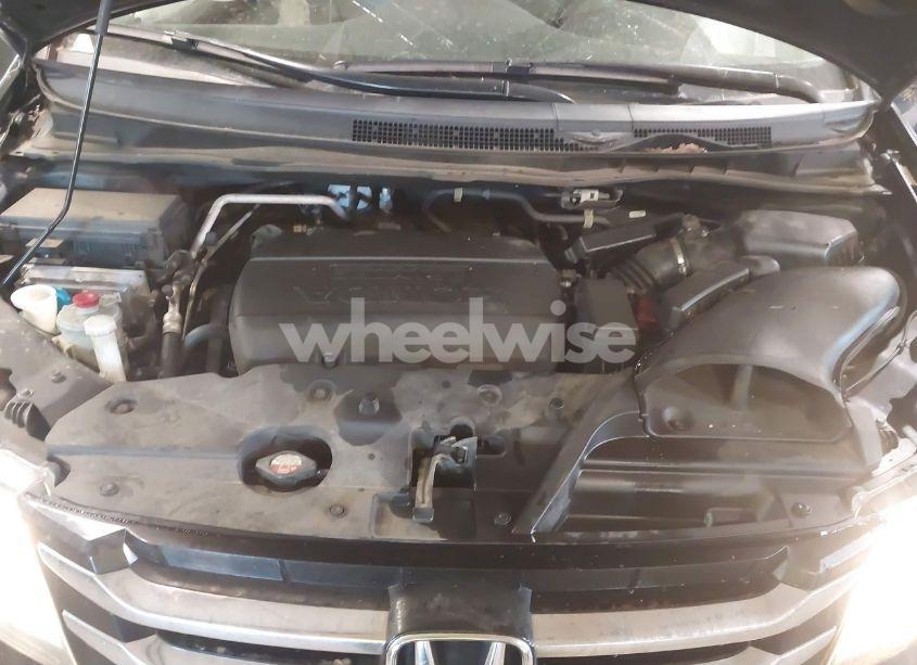 Photo 10 of 2016 Honda Odyssey EX-L (VIN 5FNRL5H66GB025968)