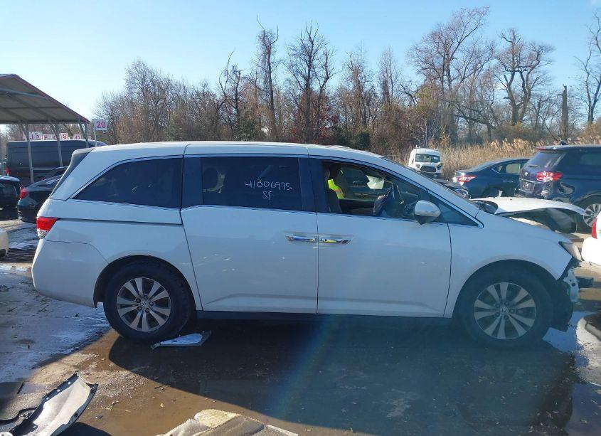 Photo 14 of 2016 Honda Odyssey EX-L (VIN 5FNRL5H66GB038039)