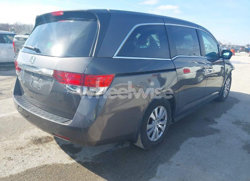Photo 4 of 2016 Honda Odyssey EX-L (VIN 5FNRL5H66GB057559)