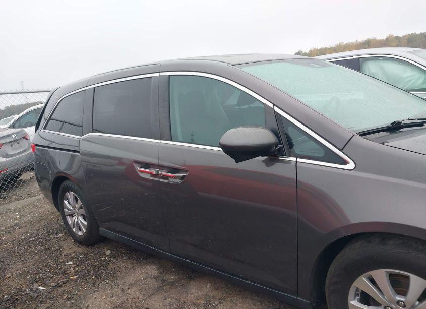 Photo 13 of 2016 Honda Odyssey EX-L (VIN 5FNRL5H66GB062728)