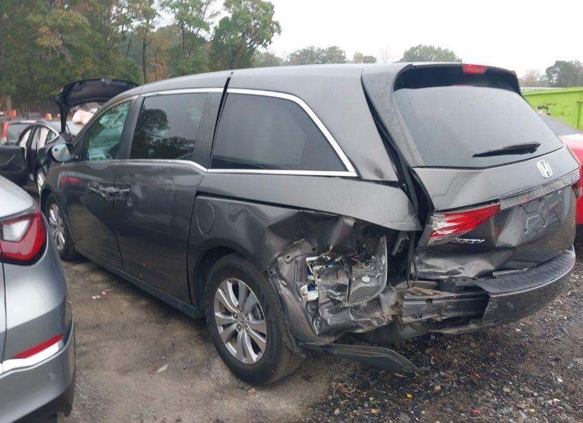 Photo 3 of 2016 Honda Odyssey EX-L (VIN 5FNRL5H66GB062728)