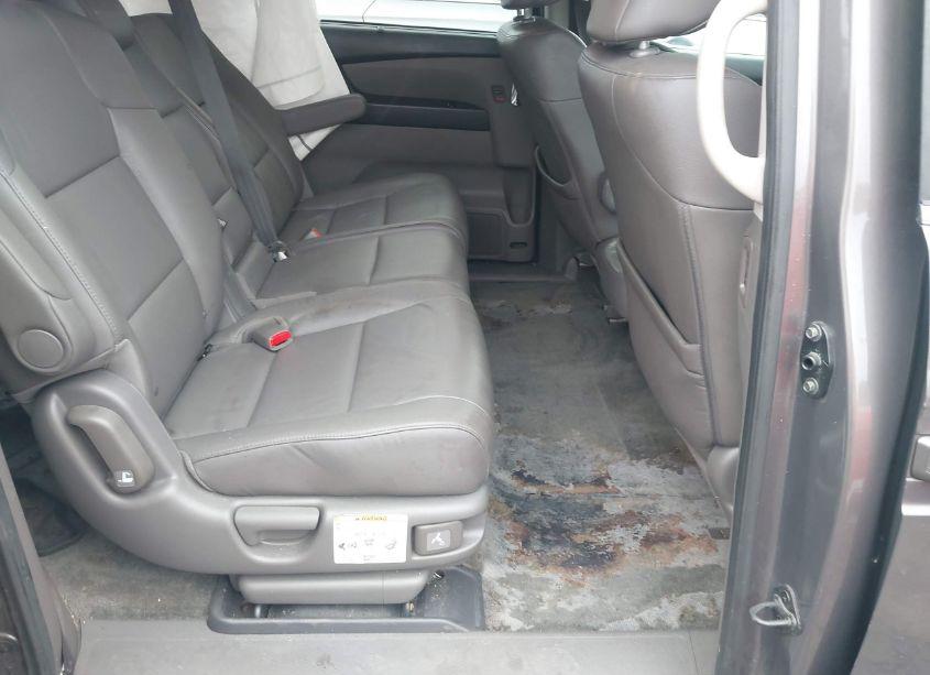 Photo 8 of 2016 Honda Odyssey EX-L (VIN 5FNRL5H66GB062728)