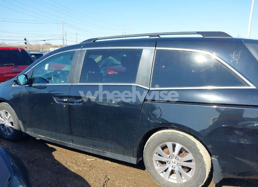 Photo 13 of 2016 Honda Odyssey EX-L (VIN 5FNRL5H66GB088133)