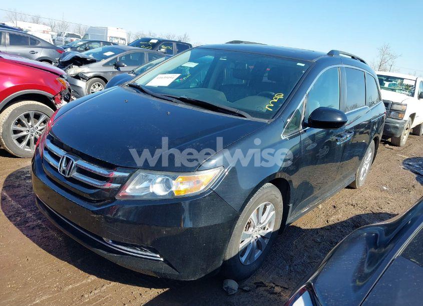 Photo 2 of 2016 Honda Odyssey EX-L (VIN 5FNRL5H66GB088133)