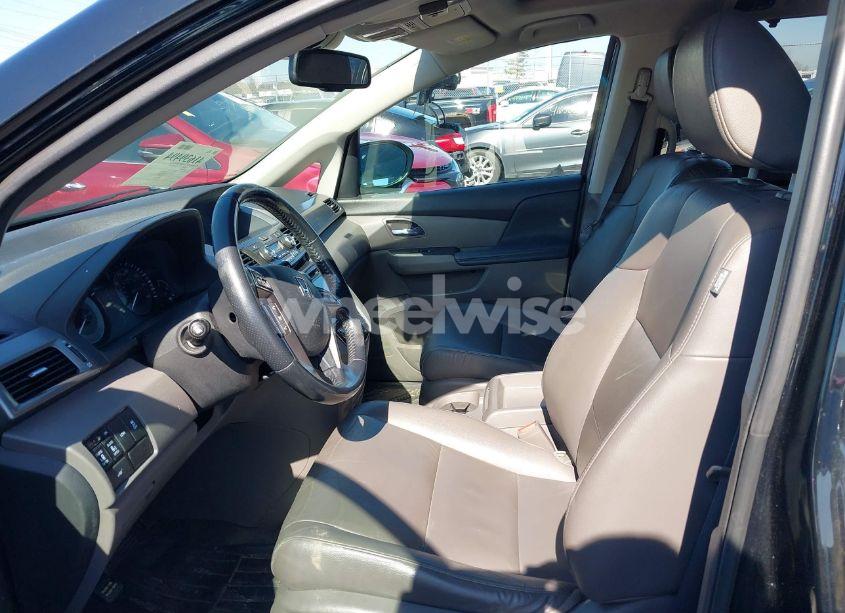 Photo 5 of 2016 Honda Odyssey EX-L (VIN 5FNRL5H66GB088133)