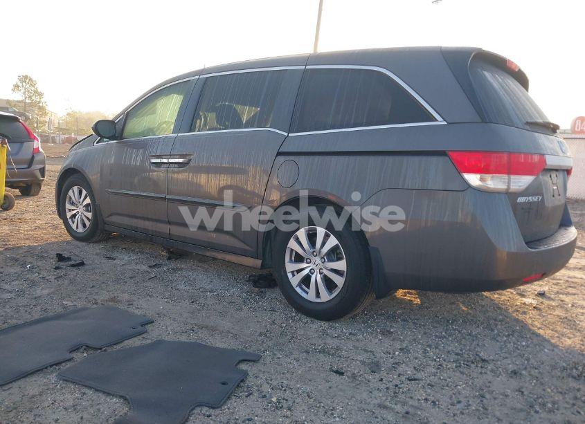 Photo 3 of 2016 Honda Odyssey EX-L (VIN 5FNRL5H66GB098077)