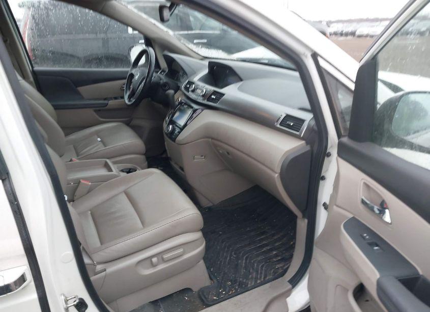 Photo 5 of 2016 Honda Odyssey EX-L (VIN 5FNRL5H66GB106551)