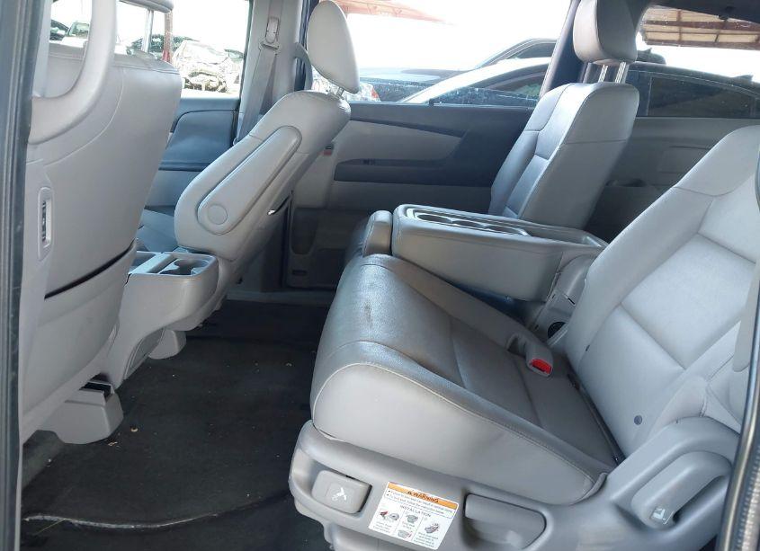 Photo 8 of 2016 Honda Odyssey EX-L (VIN 5FNRL5H66GB121163)