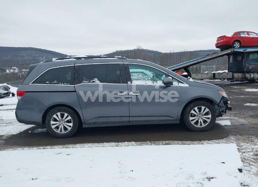 Photo 13 of 2016 Honda Odyssey EX-L (VIN 5FNRL5H66GB135063)