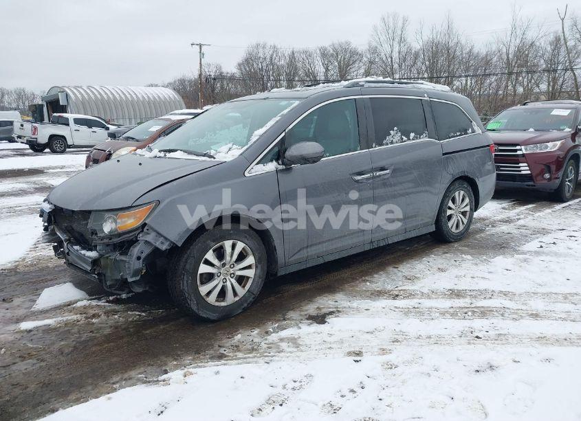 Photo 2 of 2016 Honda Odyssey EX-L (VIN 5FNRL5H66GB135063)