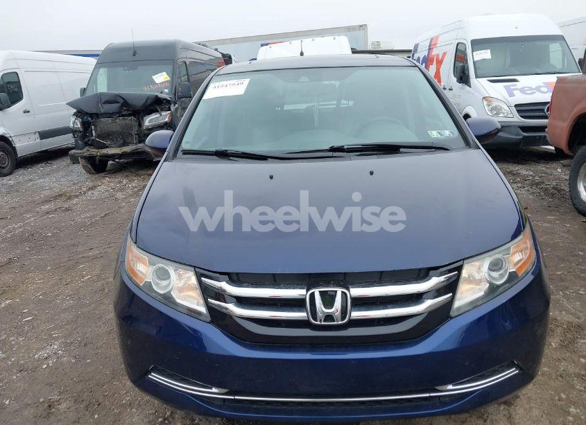 Photo 6 of 2016 Honda Odyssey EX-L (VIN 5FNRL5H66GB161632)