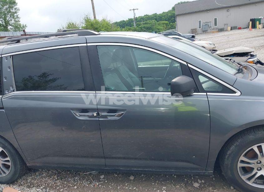Photo 13 of 2011 Honda Odyssey EX-L (VIN 5FNRL5H67BB001719)