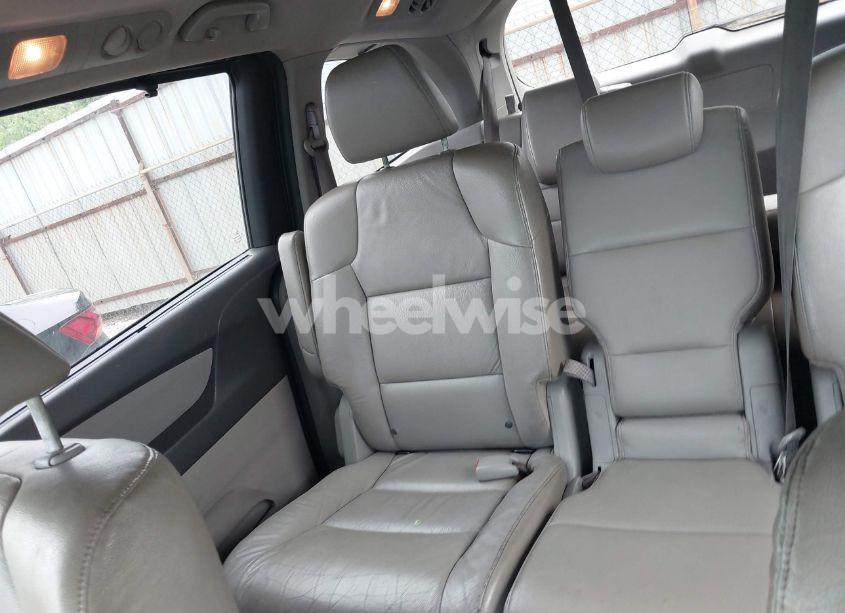 Photo 8 of 2011 Honda Odyssey EX-L (VIN 5FNRL5H67BB001719)