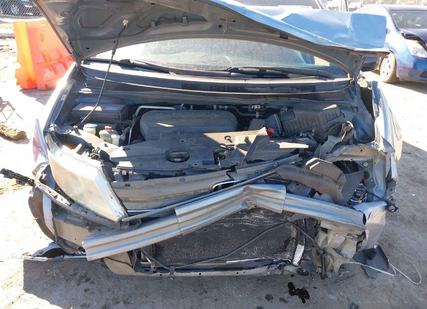 Photo 10 of 2011 Honda Odyssey EX-L (VIN 5FNRL5H67BB005074)