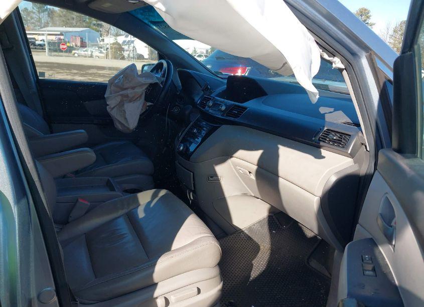 Photo 5 of 2011 Honda Odyssey EX-L (VIN 5FNRL5H67BB005074)