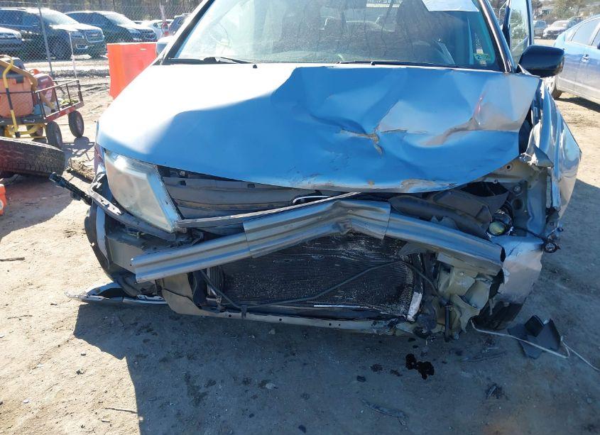 Photo 6 of 2011 Honda Odyssey EX-L (VIN 5FNRL5H67BB005074)