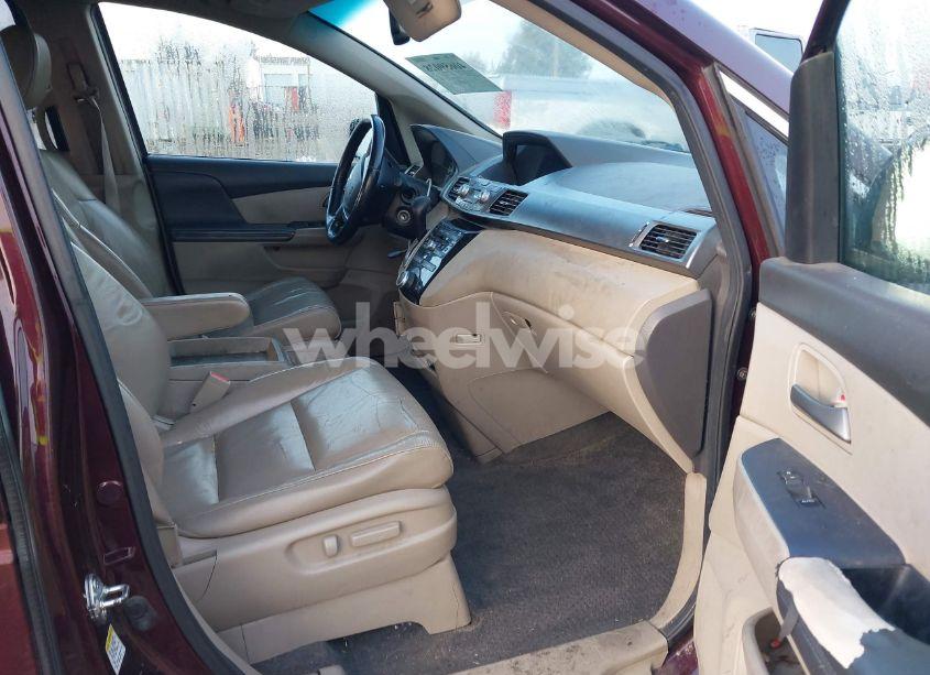 Photo 5 of 2011 Honda Odyssey EX-L (VIN 5FNRL5H67BB018388)