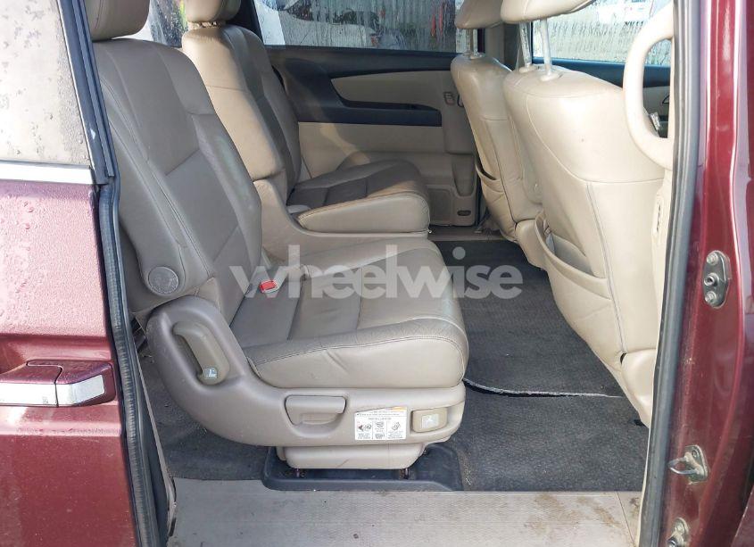 Photo 8 of 2011 Honda Odyssey EX-L (VIN 5FNRL5H67BB018388)