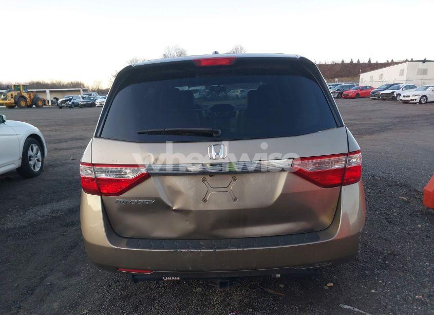 Photo 16 of 2011 Honda Odyssey EX-L (VIN 5FNRL5H67BB035952)