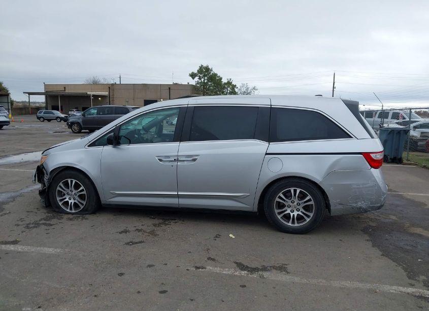 Photo 15 of 2011 Honda Odyssey EX-L (VIN 5FNRL5H67BB038785)