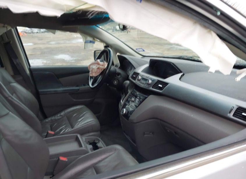 Photo 5 of 2011 Honda Odyssey EX-L (VIN 5FNRL5H67BB038785)