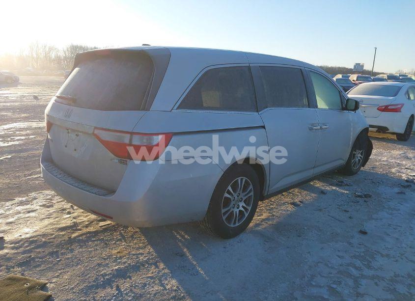 Photo 4 of 2011 Honda Odyssey EX-L (VIN 5FNRL5H67BB048832)