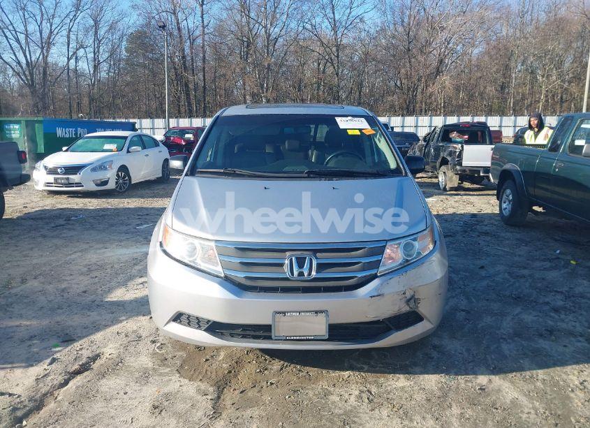 Photo 12 of 2011 Honda Odyssey EX-L (VIN 5FNRL5H67BB048863)