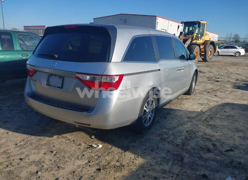 Photo 4 of 2011 Honda Odyssey EX-L (VIN 5FNRL5H67BB048863)