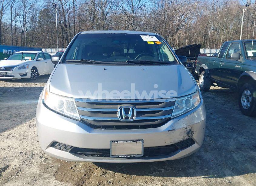 Photo 6 of 2011 Honda Odyssey EX-L (VIN 5FNRL5H67BB048863)