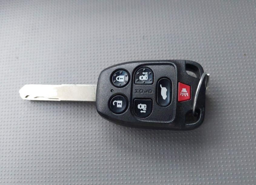 Photo 11 of 2011 Honda Odyssey EX-L (VIN 5FNRL5H67BB061709)