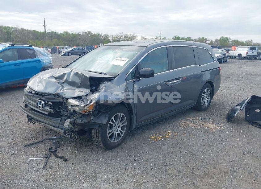 Photo 2 of 2011 Honda Odyssey EX-L (VIN 5FNRL5H67BB068708)