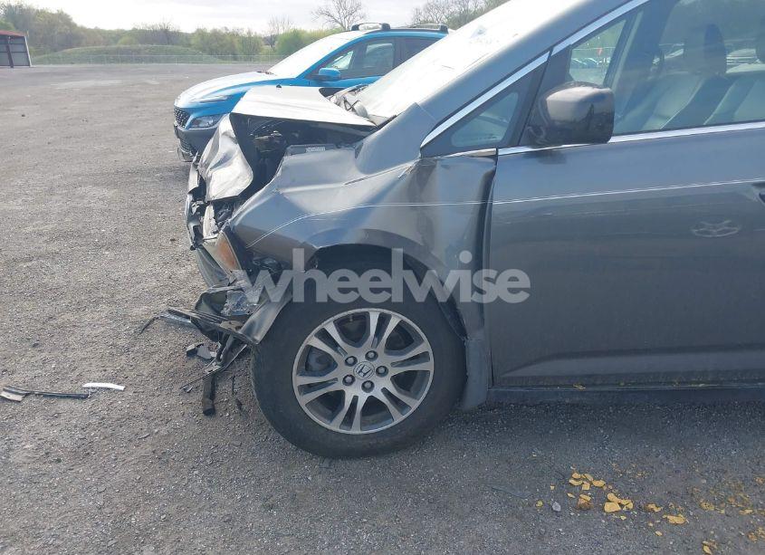 Photo 6 of 2011 Honda Odyssey EX-L (VIN 5FNRL5H67BB068708)