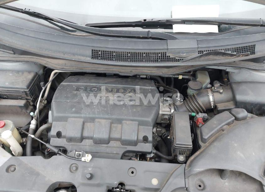 Photo 10 of 2011 Honda Odyssey EX-L (VIN 5FNRL5H67BB071088)