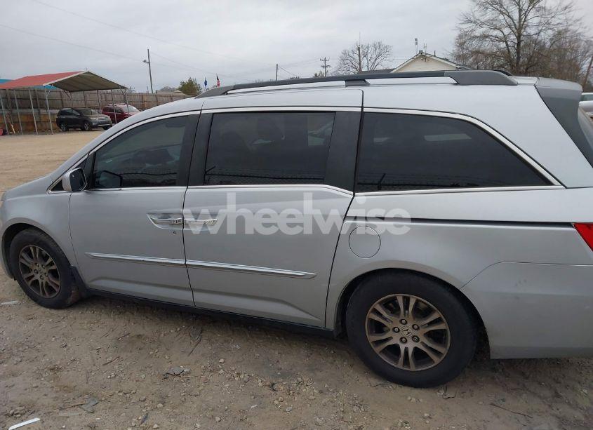 Photo 15 of 2011 Honda Odyssey EX-L (VIN 5FNRL5H67BB071088)