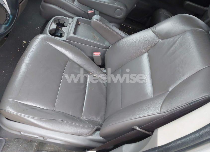 Photo 20 of 2011 Honda Odyssey EX-L (VIN 5FNRL5H67BB071088)