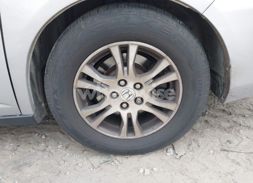 Photo 6 of 2011 Honda Odyssey EX-L (VIN 5FNRL5H67BB071088)