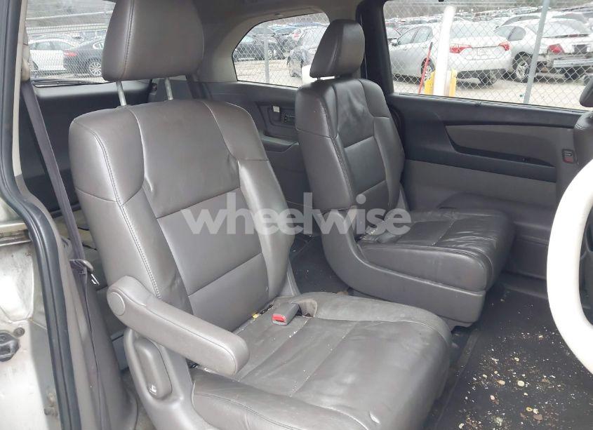 Photo 8 of 2011 Honda Odyssey EX-L (VIN 5FNRL5H67BB071088)