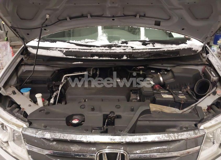 Photo 10 of 2011 Honda Odyssey EX-L (VIN 5FNRL5H67BB076906)