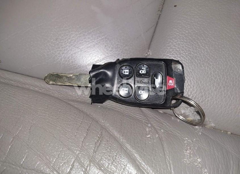 Photo 11 of 2011 Honda Odyssey EX-L (VIN 5FNRL5H67BB076906)