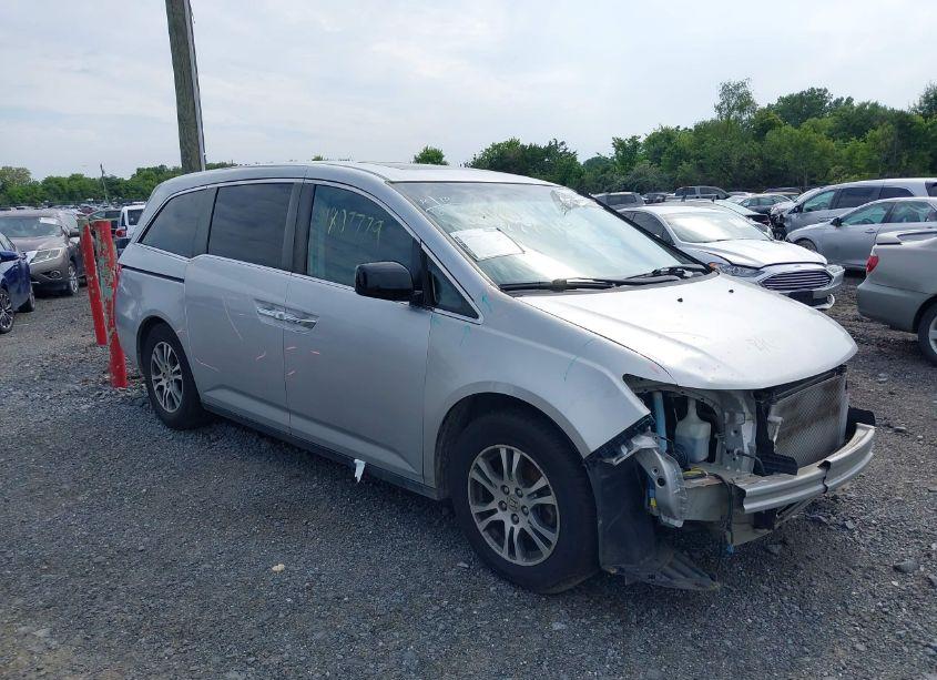 2011 Honda Odyssey EX-L (VIN 5FNRL5H67BB079711) main photo