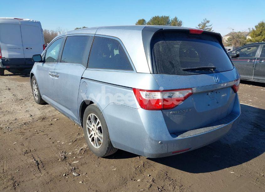 Photo 3 of 2011 Honda Odyssey EX-L (VIN 5FNRL5H67BB081281)