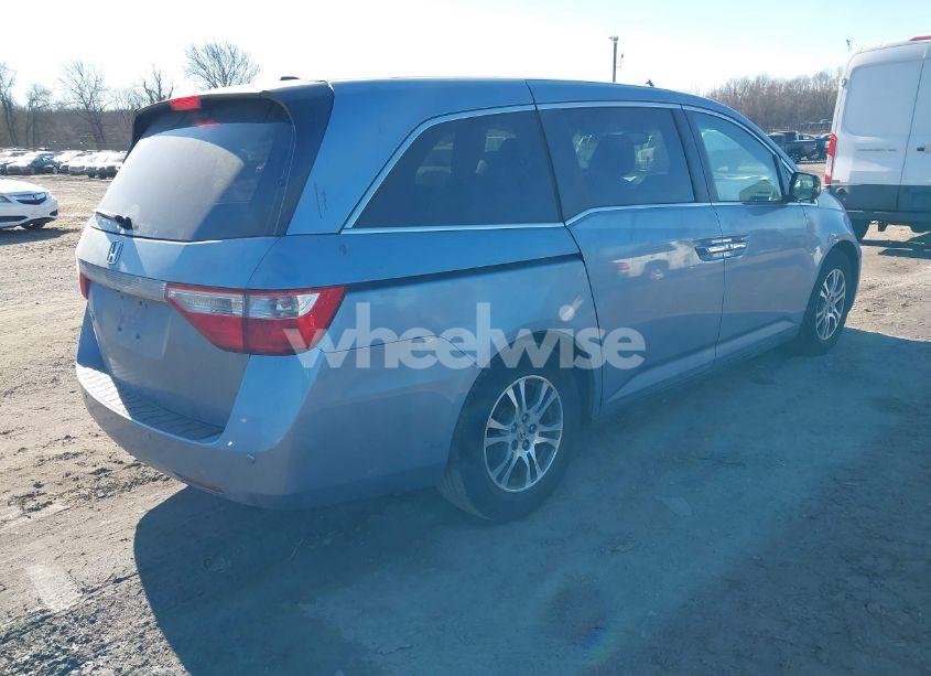 Photo 4 of 2011 Honda Odyssey EX-L (VIN 5FNRL5H67BB081281)
