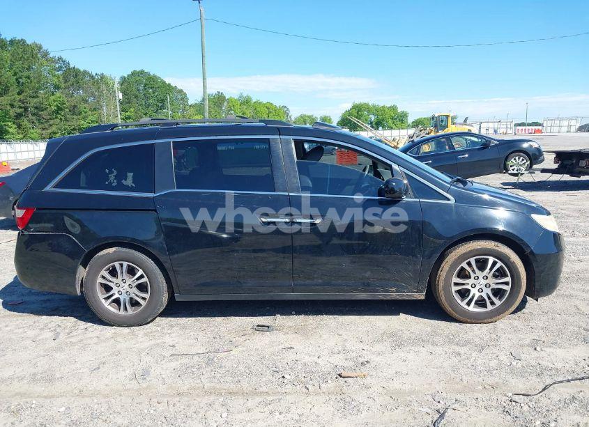Photo 13 of 2011 Honda Odyssey EX-L (VIN 5FNRL5H67BB087064)