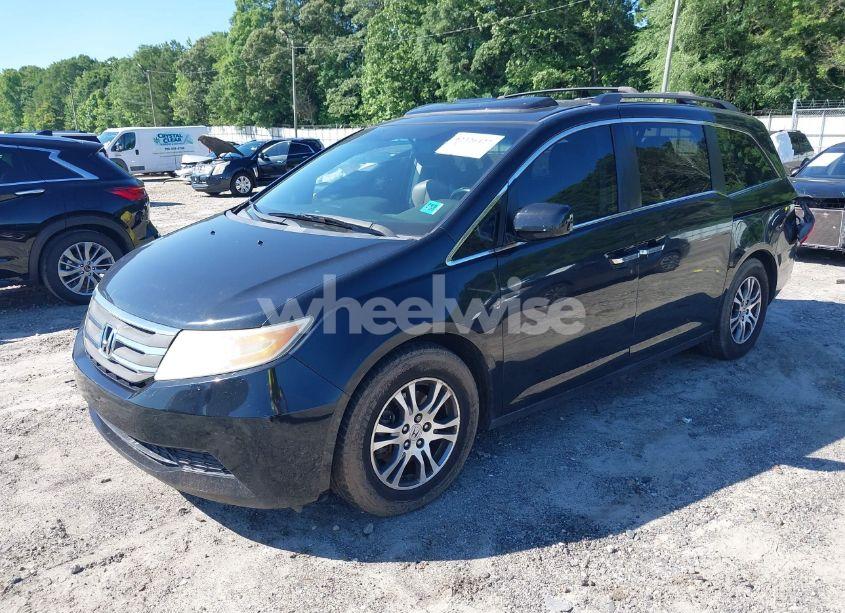 Photo 2 of 2011 Honda Odyssey EX-L (VIN 5FNRL5H67BB087064)