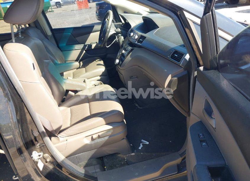 Photo 5 of 2011 Honda Odyssey EX-L (VIN 5FNRL5H67BB087064)