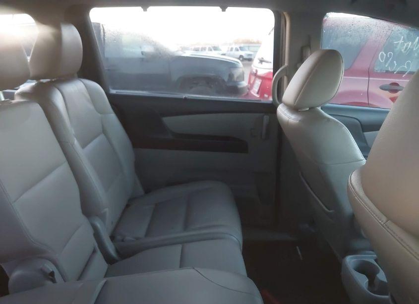 Photo 8 of 2012 Honda Odyssey EX-L (VIN 5FNRL5H67CB002449)