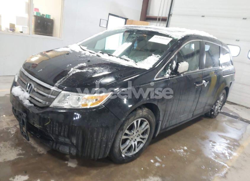 Photo 2 of 2012 Honda Odyssey EX-L (VIN 5FNRL5H67CB014973)