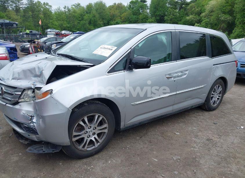 Photo 2 of 2012 Honda Odyssey EX-L (VIN 5FNRL5H67CB091200)