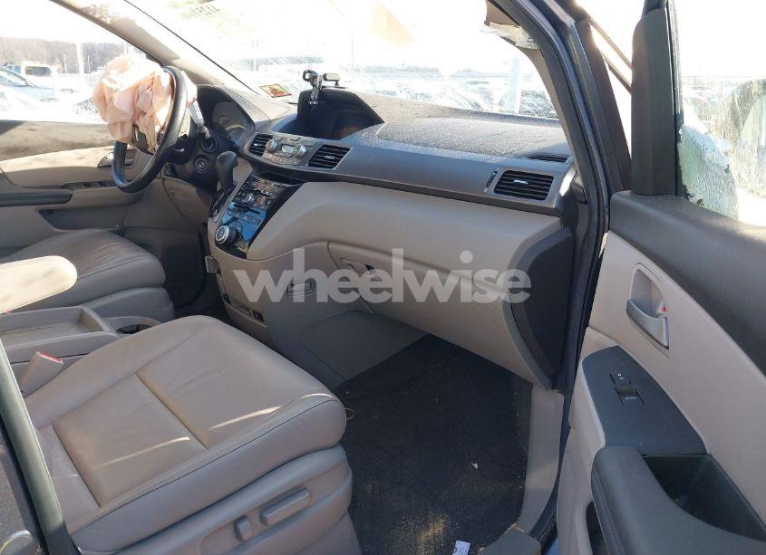 Photo 5 of 2012 Honda Odyssey EX-L (VIN 5FNRL5H67CB118198)